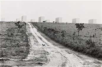 ELLIOTT ERWITT (1928-2023) A Portfolio of Ten Photographs. 1946-68; printed 1974.